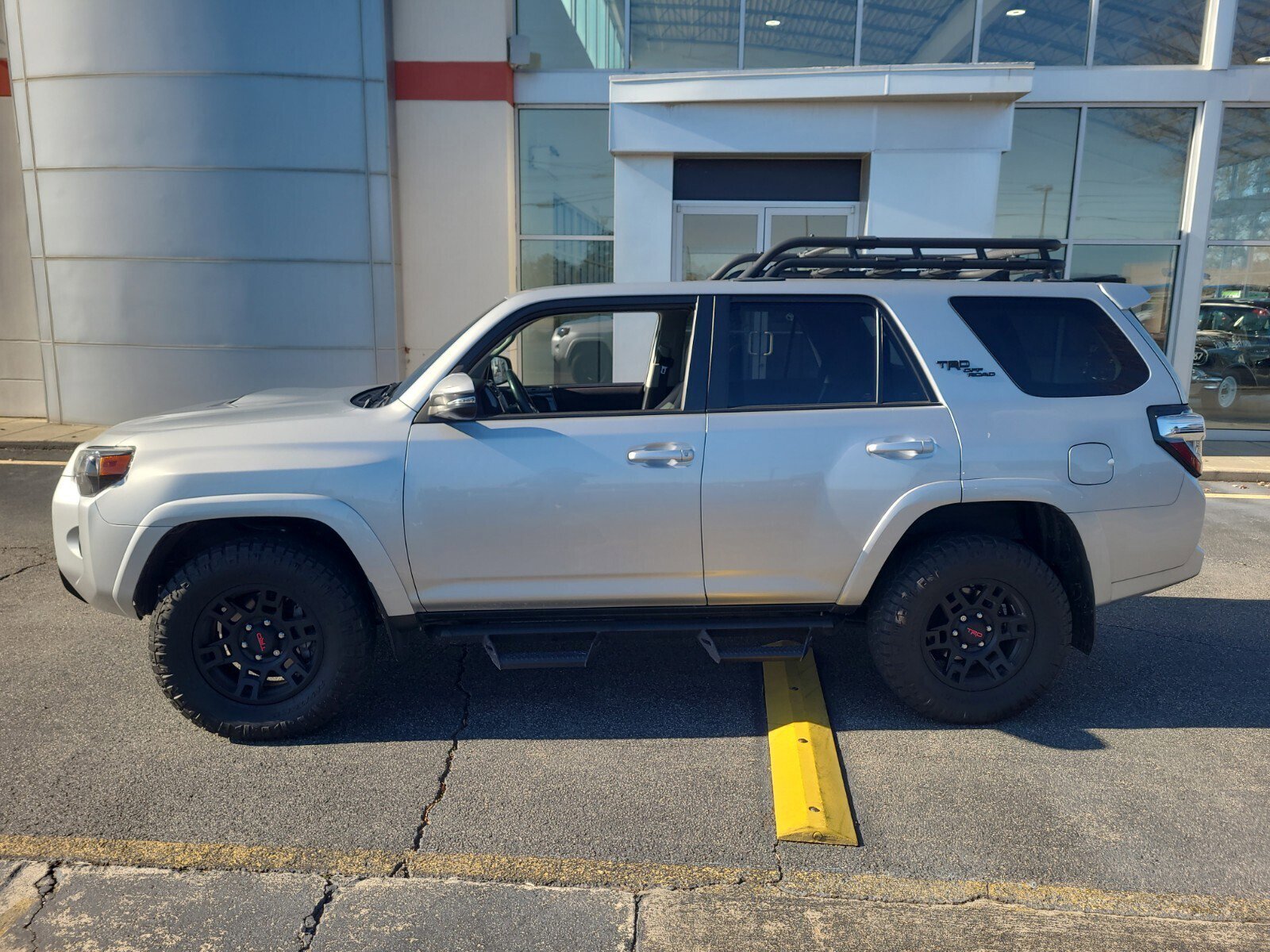 Used 2023 Toyota 4Runner TRD Off-Road Premium image 8