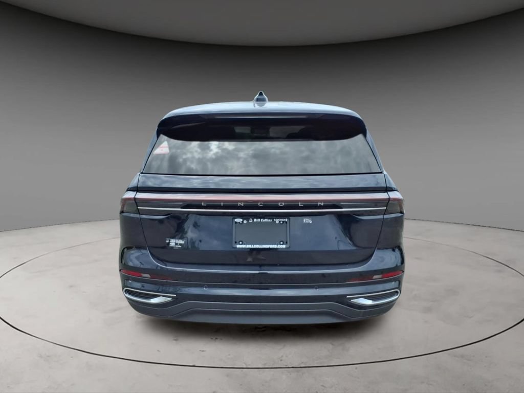 New 2026 Lincoln Nautilus Premier AWD/4WD image 7