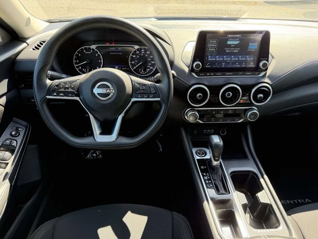Used 2024 Nissan Sentra SV FWD image 3