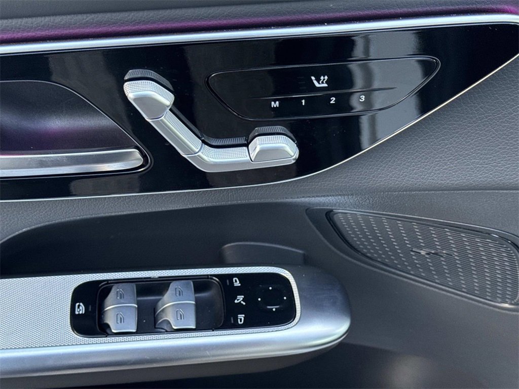 Used 2025 Mercedes-Benz GLC 43 AMG 4MATIC image 28