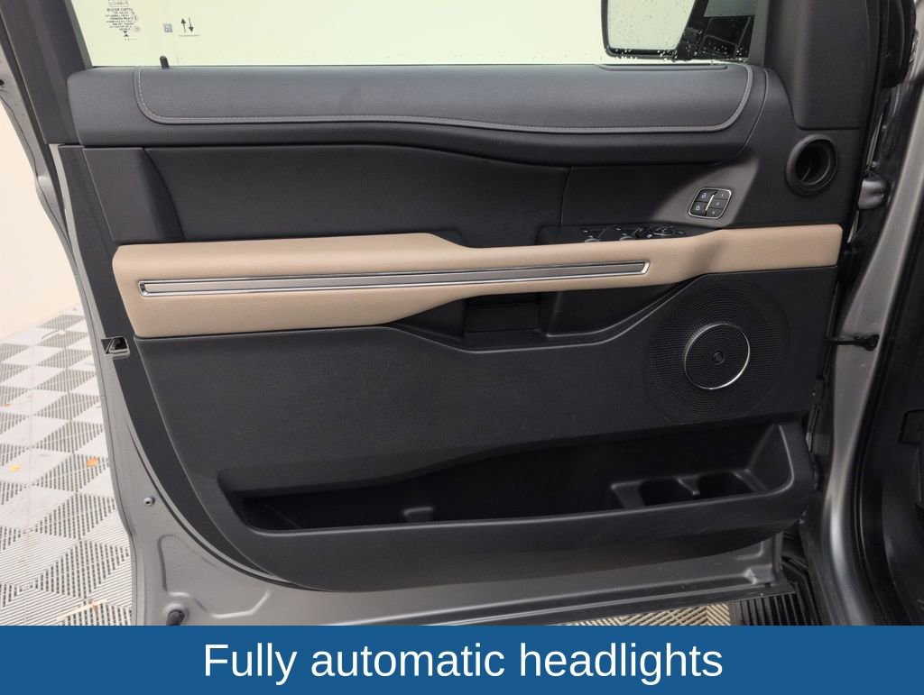 Used 2024 Ford Expedition Limited image 42