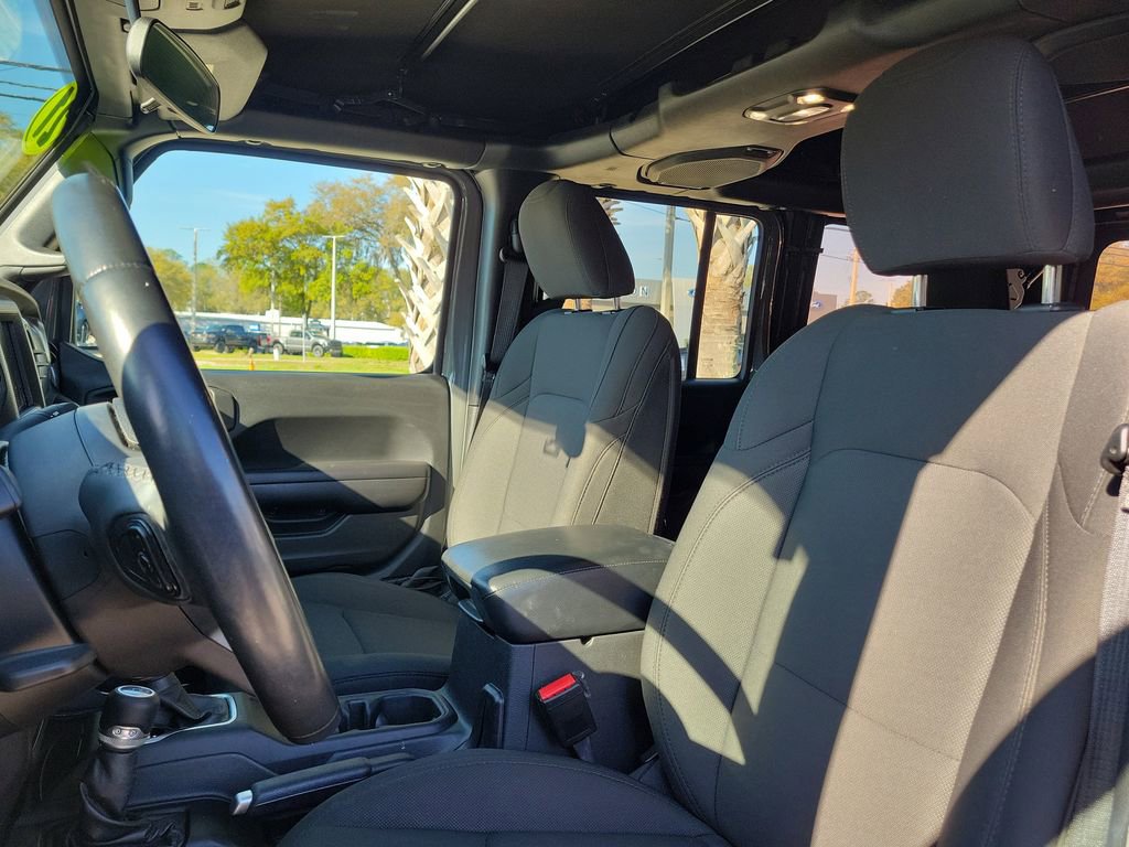 Used 2021 Jeep Wrangler Unlimited Sport image 16