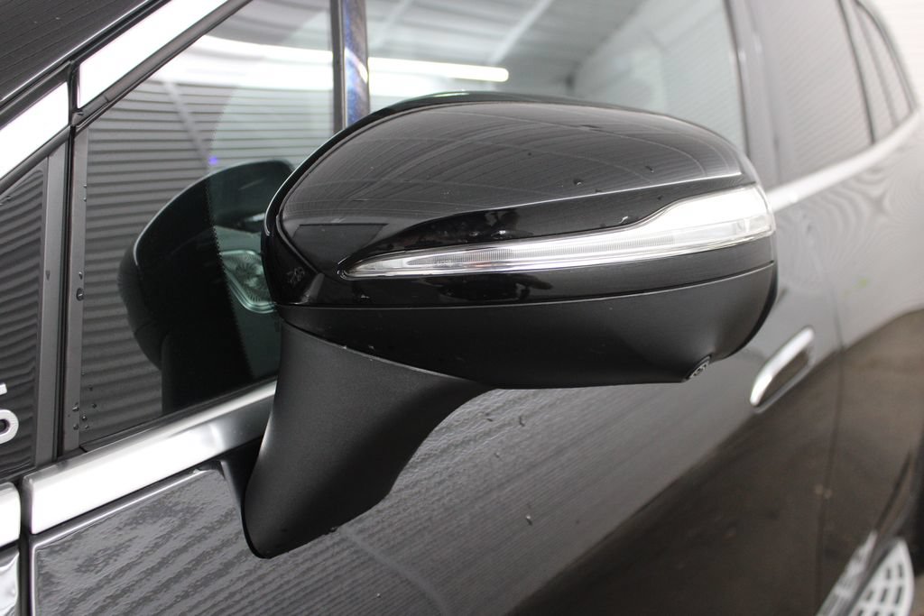Used 2023 Mercedes-Benz EQS 450+ SUV image 7