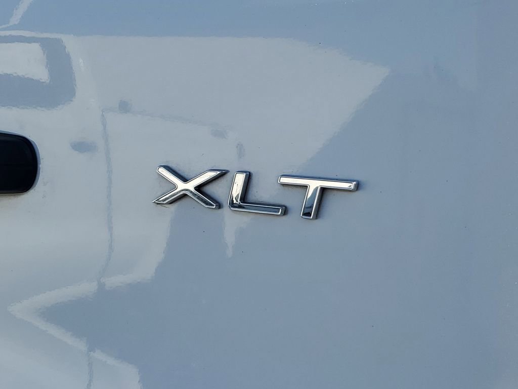 Used 2023 Ford Transit 350 XLT image 7