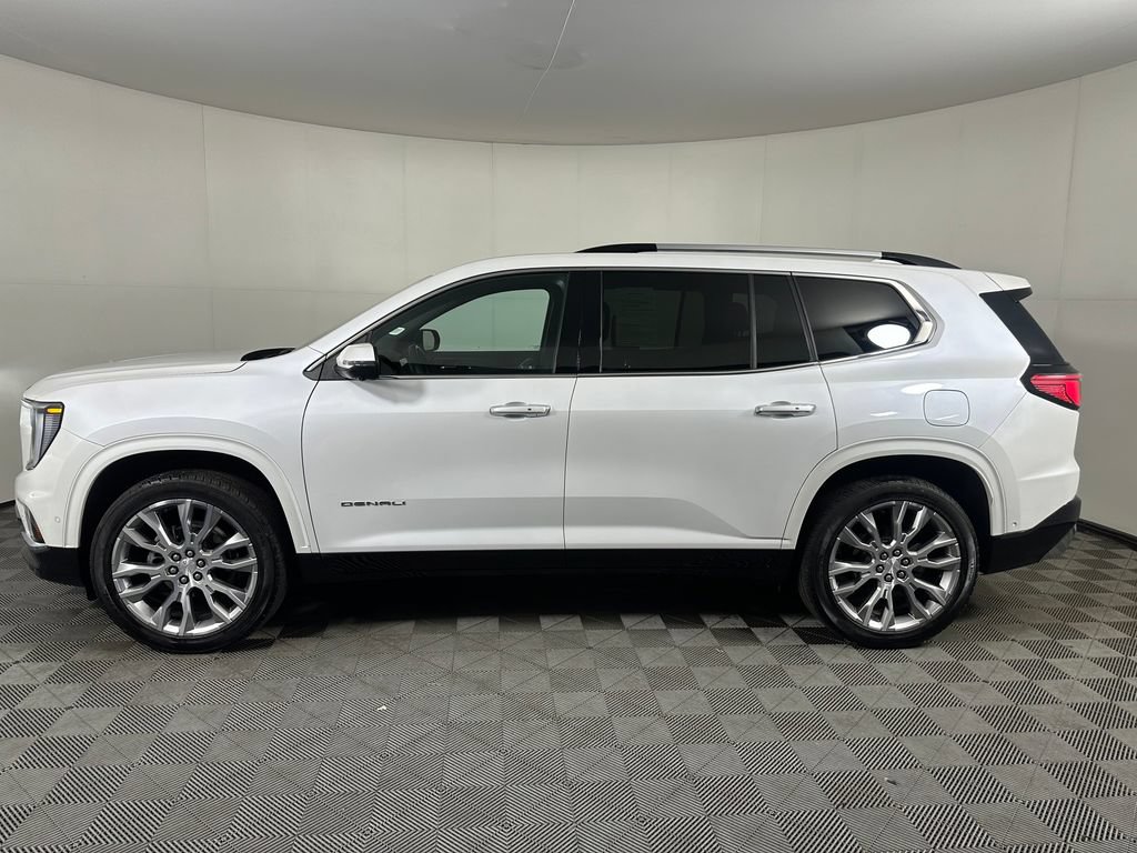 Used 2024 GMC Acadia Denali w/ Super Cruise Package AWD/4WD image 2
