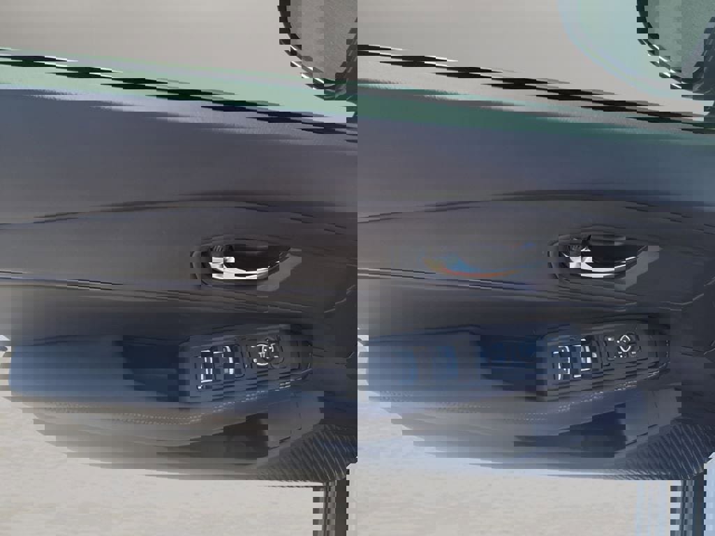 Used 2023 Honda Accord Sport image 9