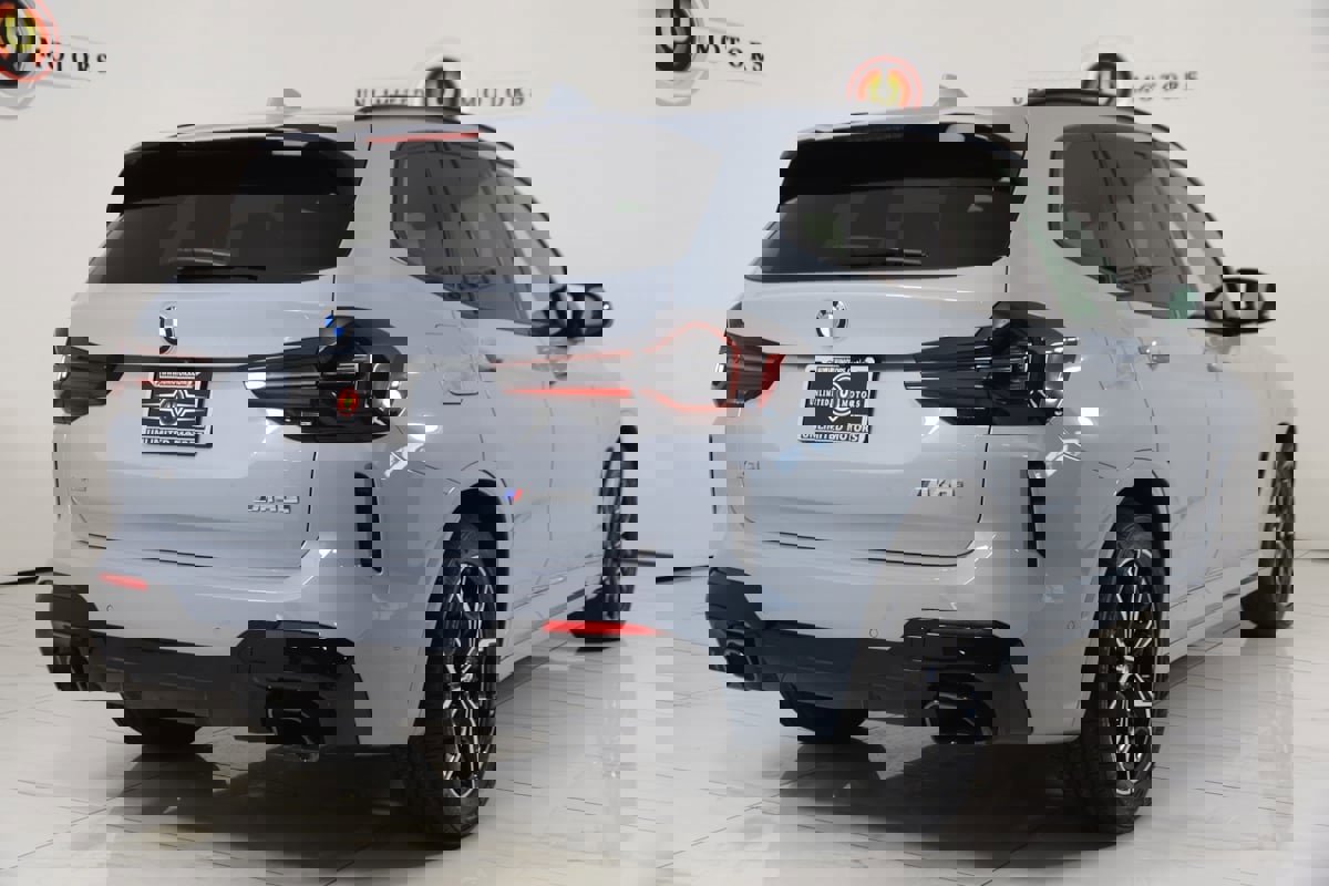 Used 2024 BMW X3 M40i image 3