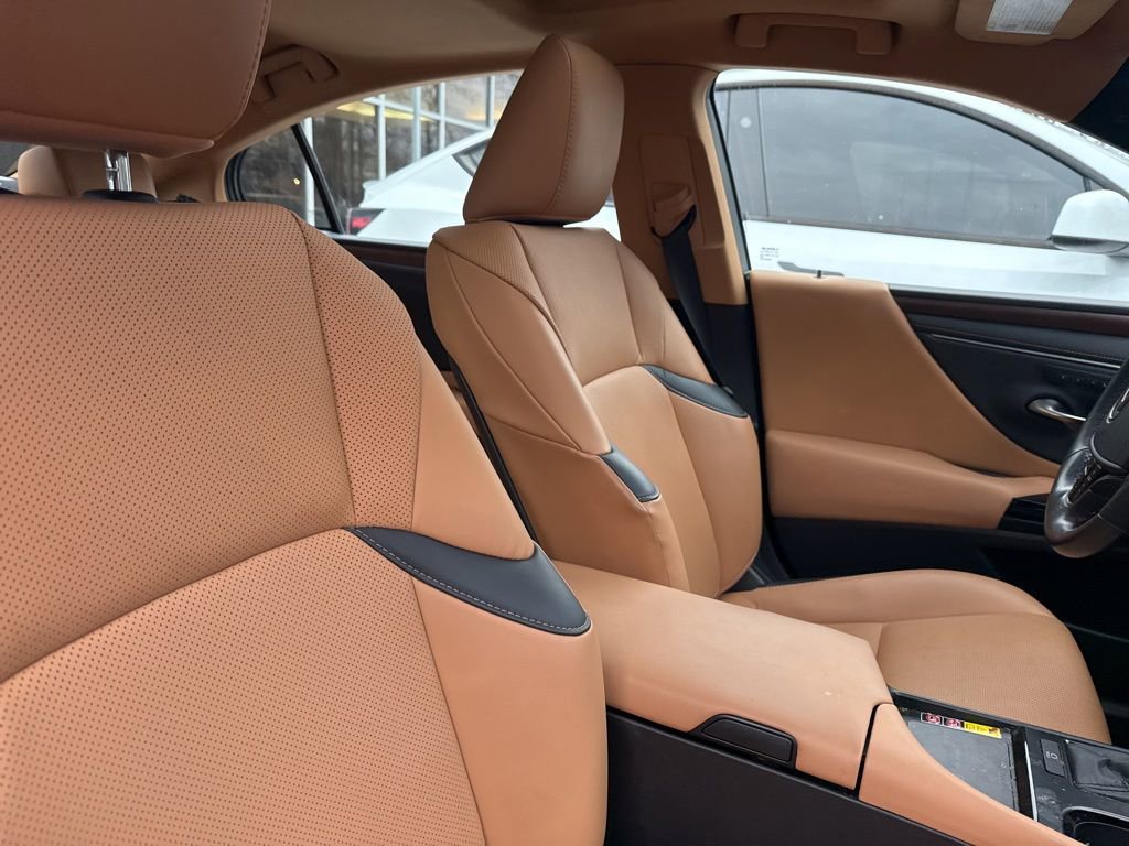 Certified 2023 Lexus ES 350 350 w/ Premium Package image 9