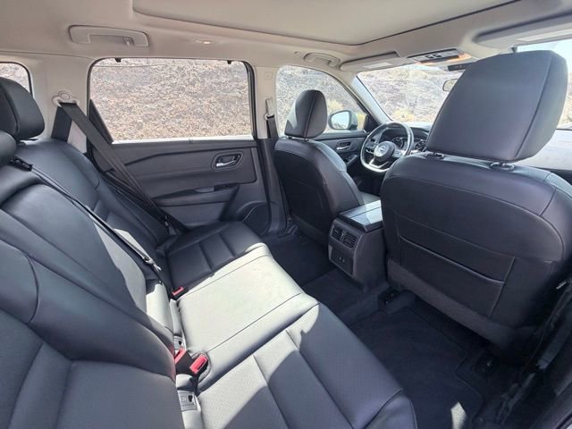 Certified 2024 Nissan Rogue SV w/ SV Premium Package FWD image 30