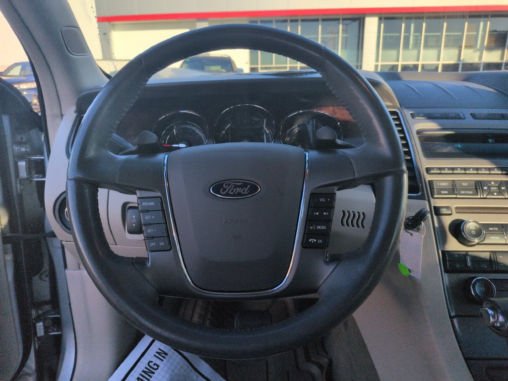 Used 2012 Ford Taurus SEL FWD image 14