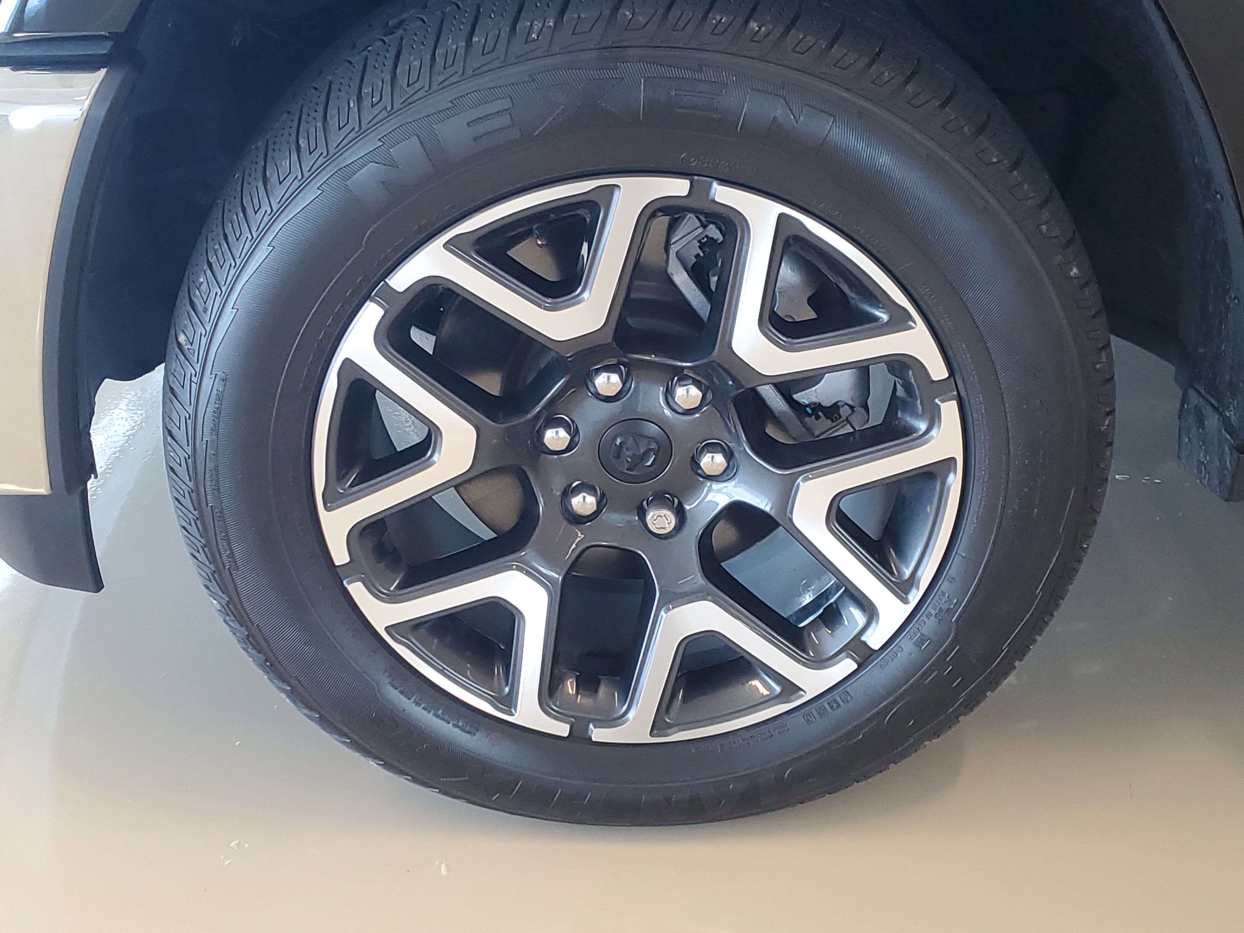 Used 2025 RAM 1500 Laramie image 6