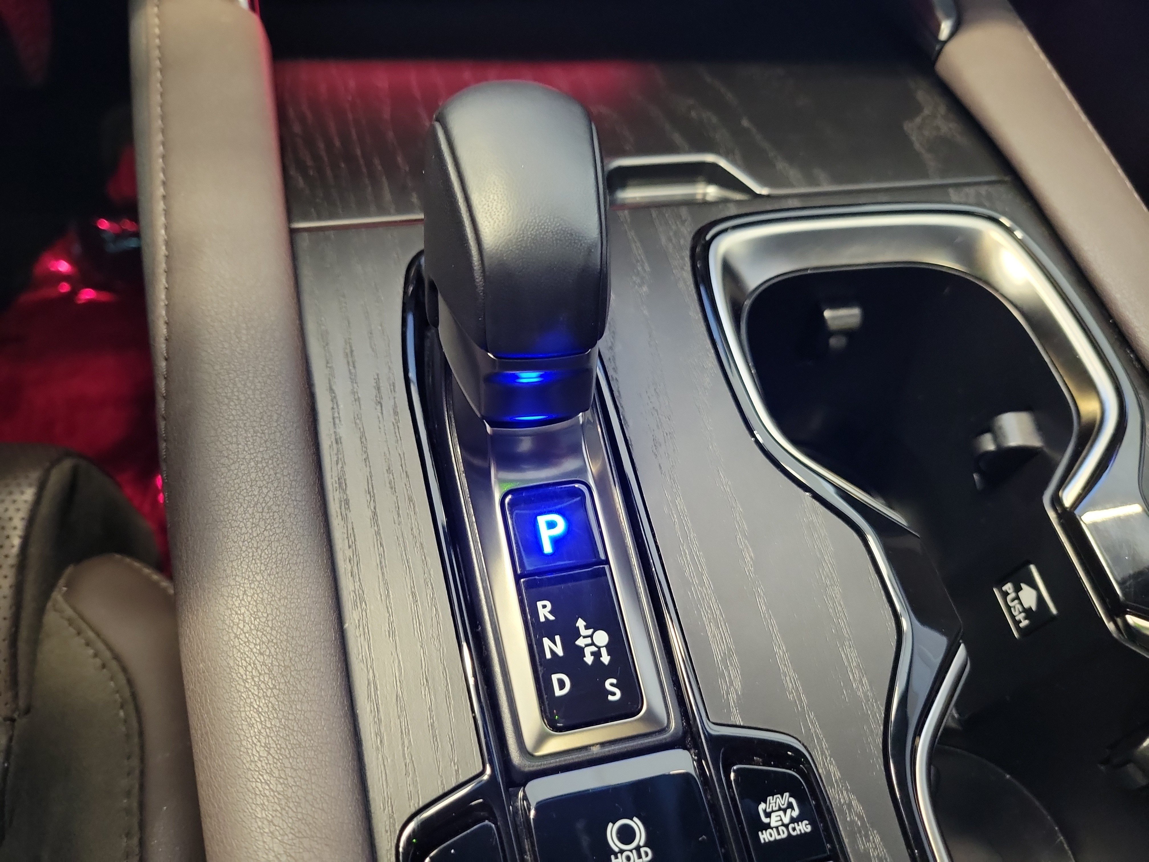 Used 2025 Lexus RX 450h AWD w/ Convenience Package image 31