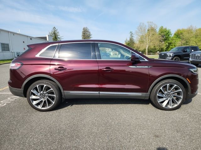 Used 2023 Lincoln Nautilus Reserve w/ Equipment Group 202A AWD/4WD image 8