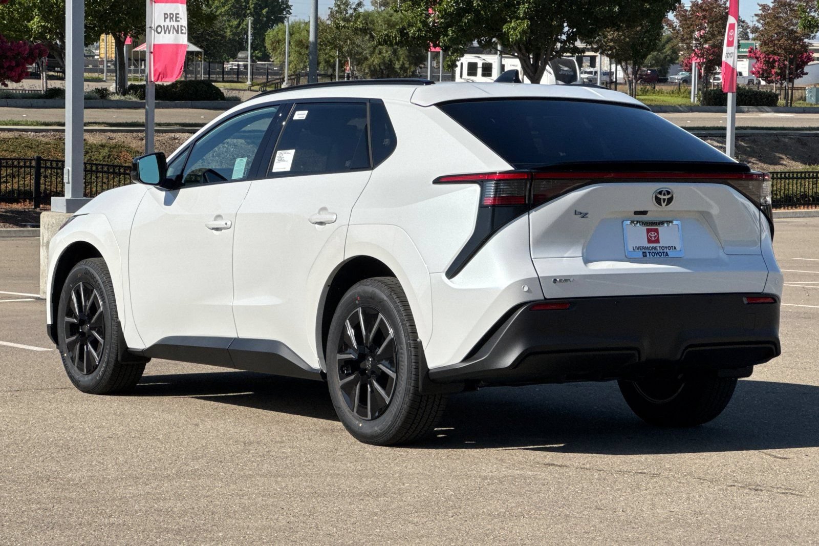 New 2026 Toyota bZ FWD image 6