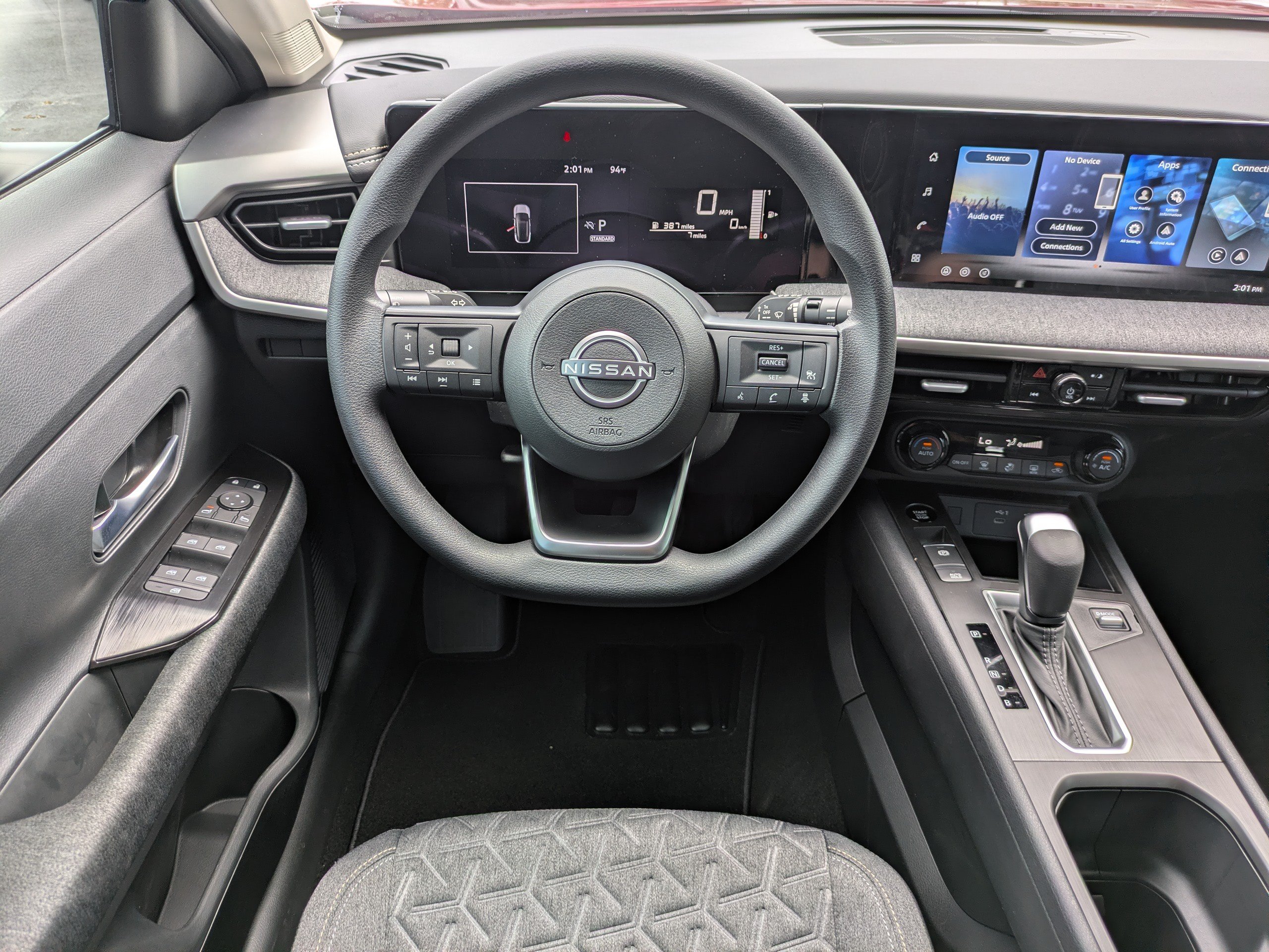 New 2026 Nissan Kicks SV w/ Charging Package FWD image 17