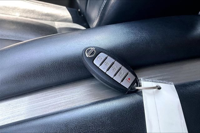 Used 2016 Nissan Murano Platinum FWD image 11