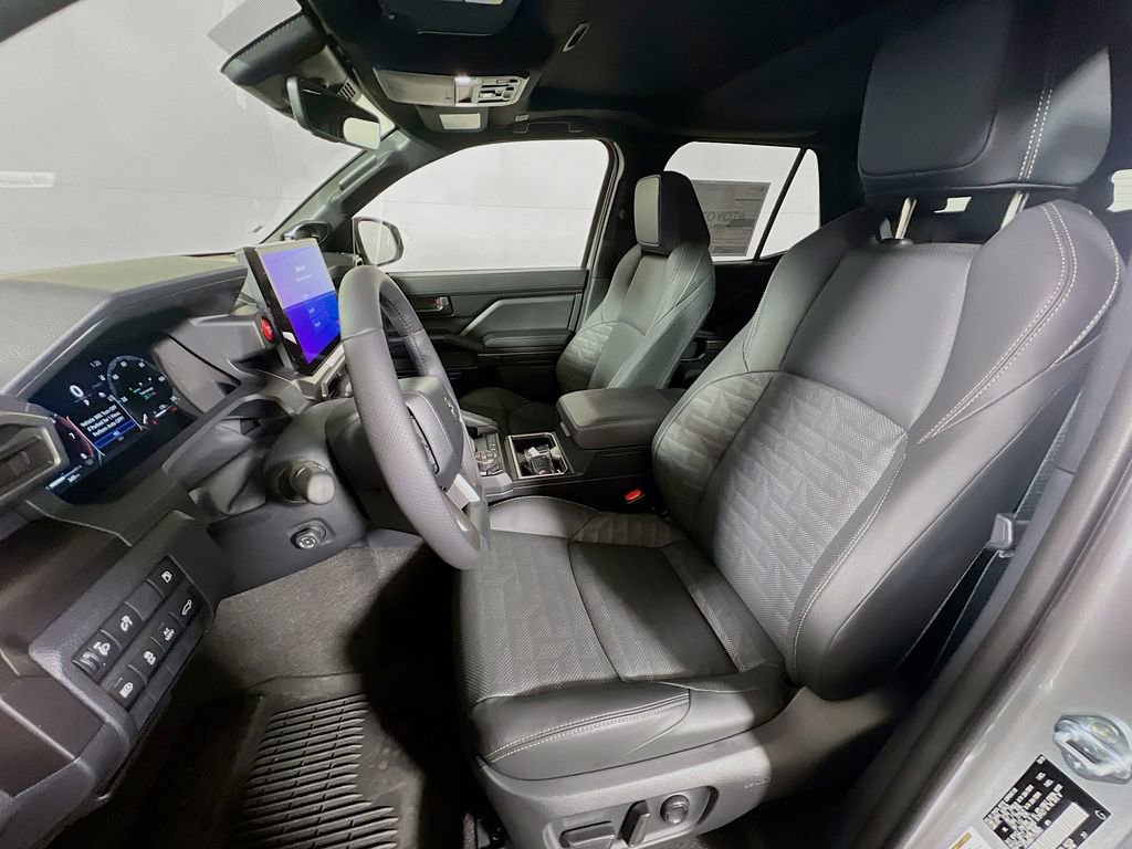 New 2026 Toyota 4Runner TRD Off-Road Premium AWD/4WD image 17