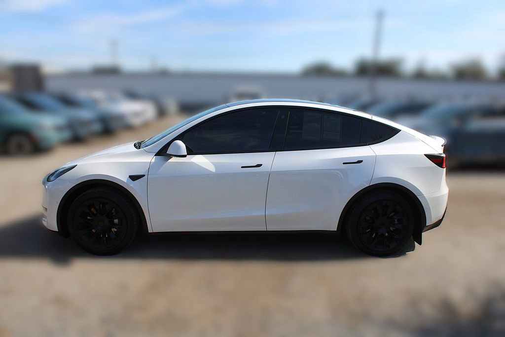 Used 2021 Tesla Model Y Long Range image 15