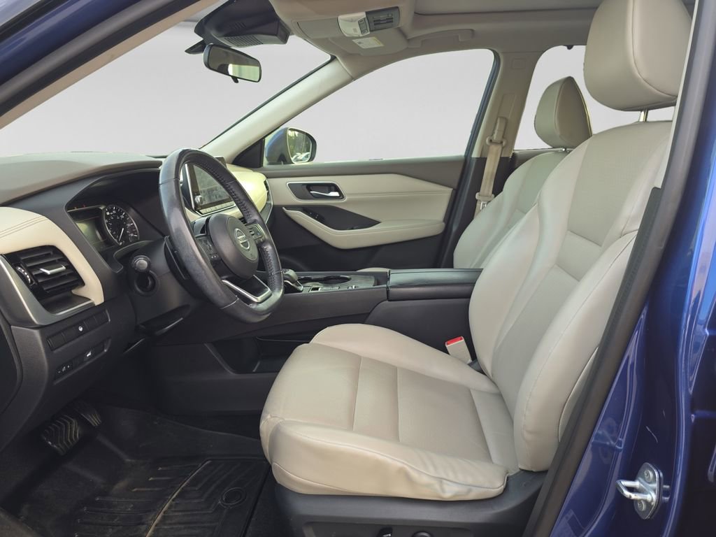 Used 2021 Nissan Rogue SV w/ Premium Package image 10