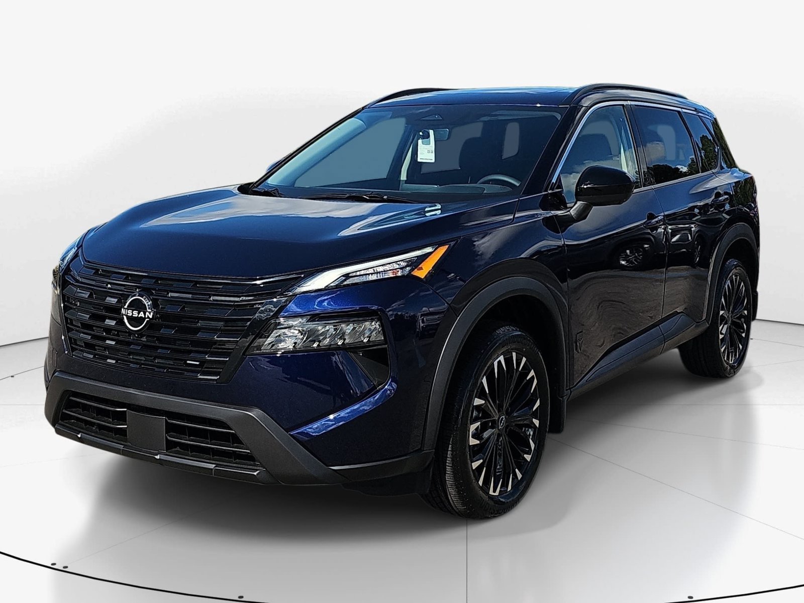 New 2027 Nissan Rogue Dark Armor FWD image 10
