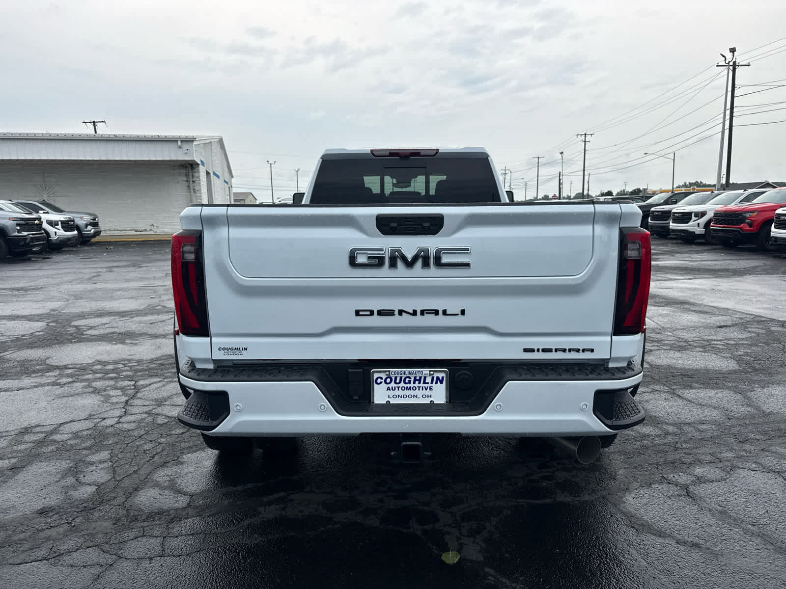 New 2026 GMC Sierra 3500 Denali Ultimate w/ LPO, Black Badging Package AWD/4WD image 4