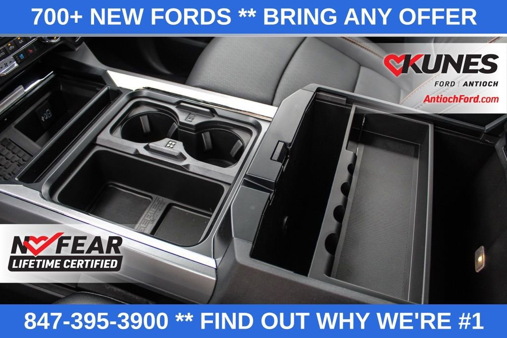 New 2025 Ford F250 Lariat w/ Black Appearance Package image 54