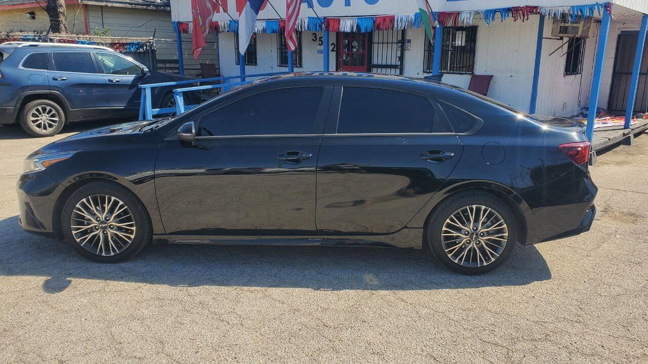 Used 2022 Kia Forte GT-Line image 6