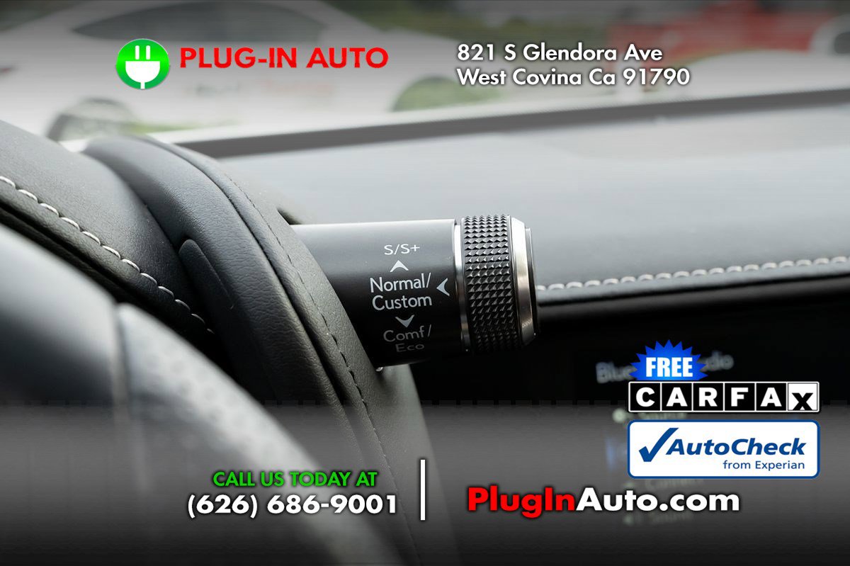 Used 2018 Lexus LC 500 Coupe w/ Touring Package image 21