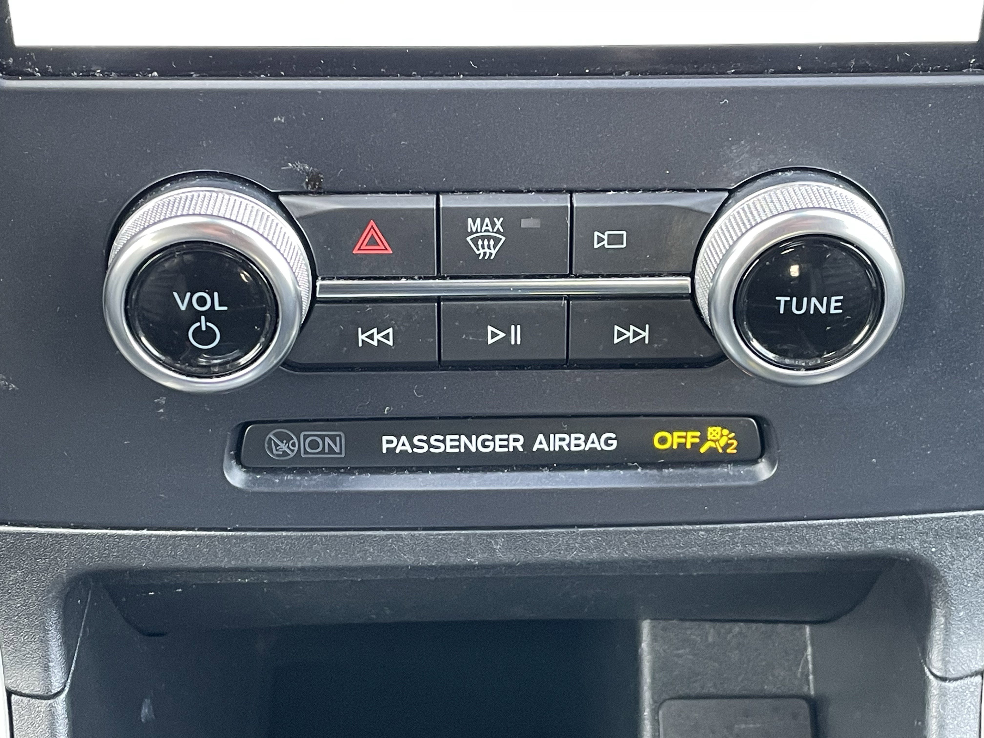 Used 2024 Ford Edge SEL w/ Convenience Package image 27