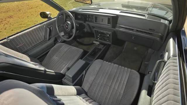 Used 1987 Oldsmobile Cutlass Supreme Salon image 22