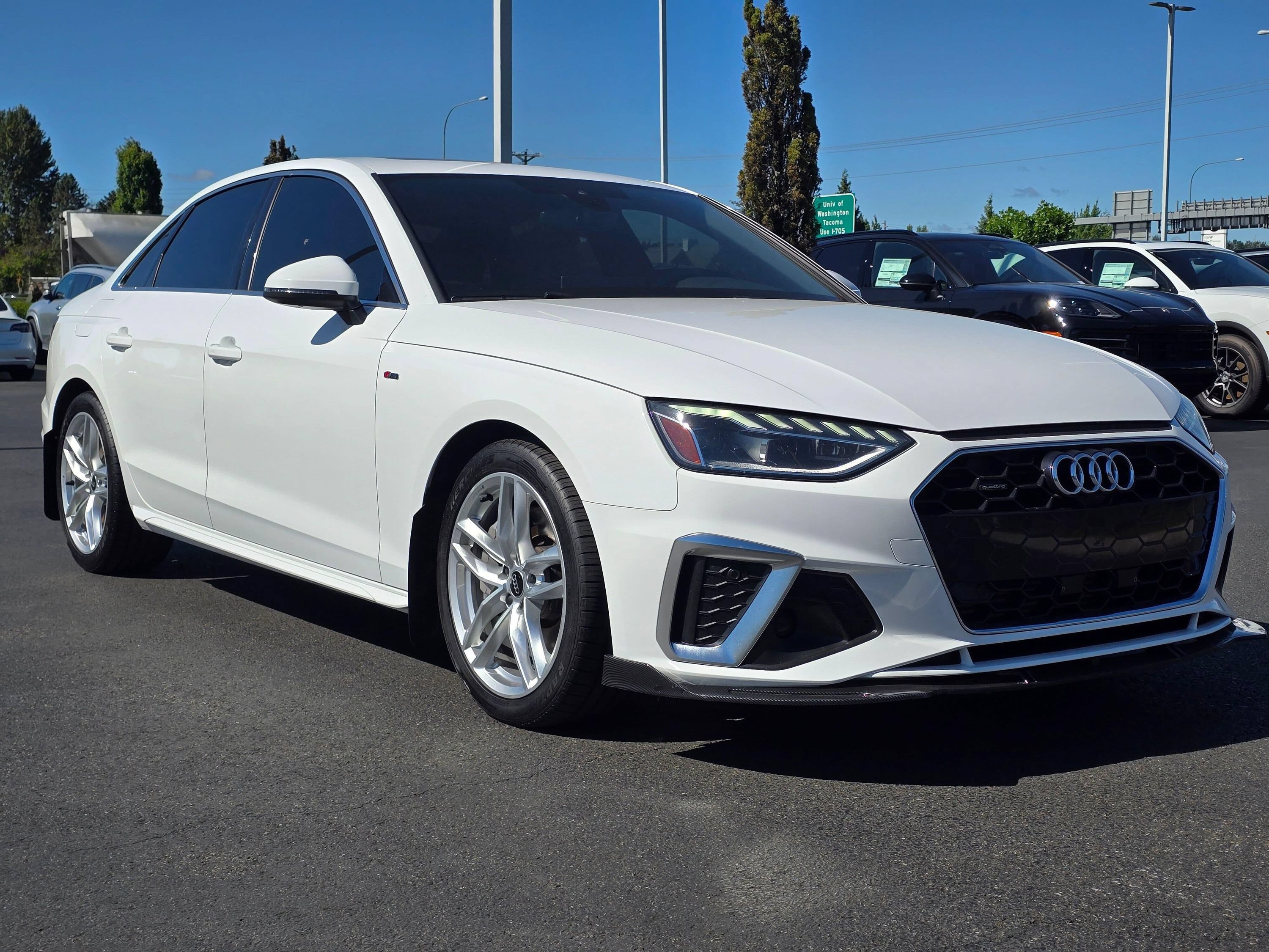 Used 2022 Audi A4 2.0T Premium Plus AWD/4WD image 7