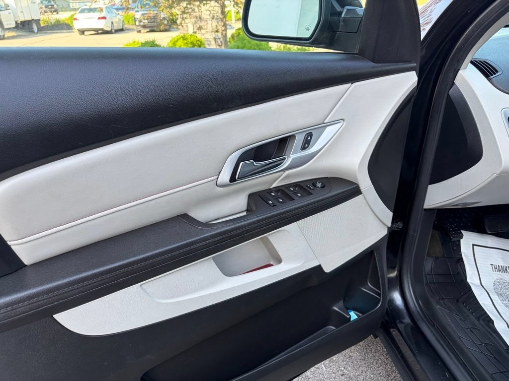 Used 2017 GMC Terrain SLE AWD/4WD image 7