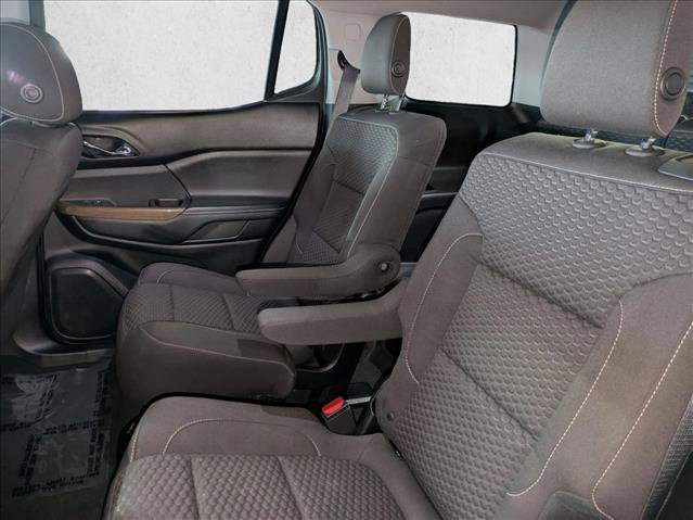 Used 2017 GMC Acadia SLE image 18