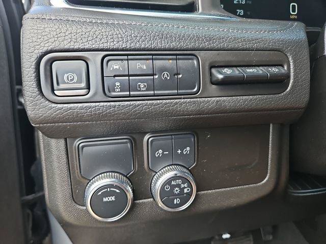 Used 2024 GMC Yukon XL Denali RWD image 17