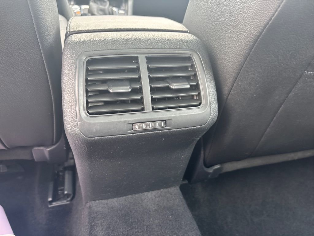 Used 2018 Volkswagen Golf Alltrack SE image 29