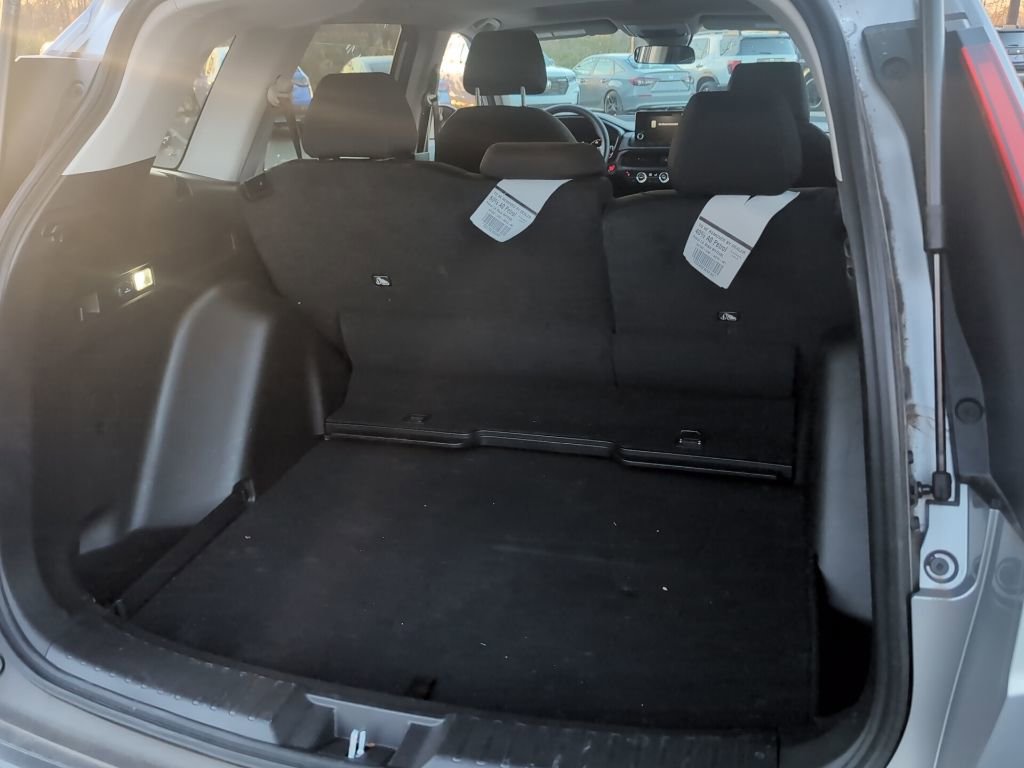 Used 2025 Honda CR-V EX image 12