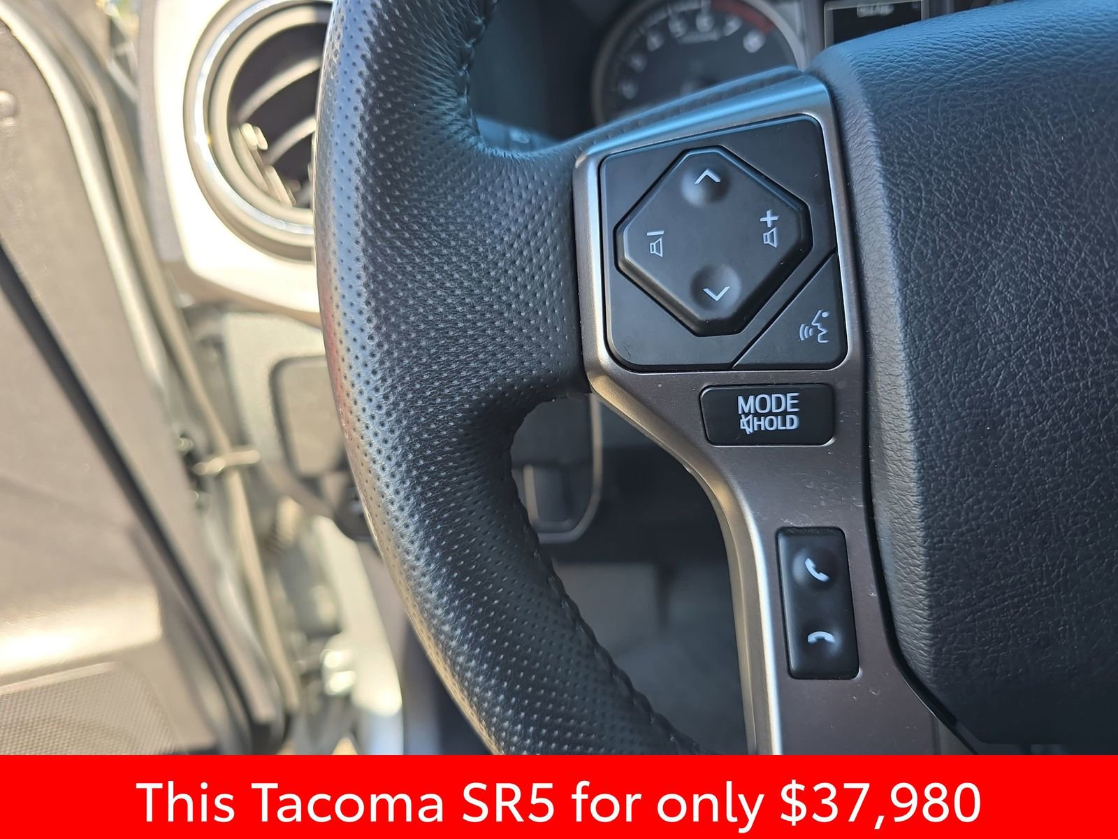 Used 2023 Toyota Tacoma SR5 w/ Technology Package AWD/4WD image 22