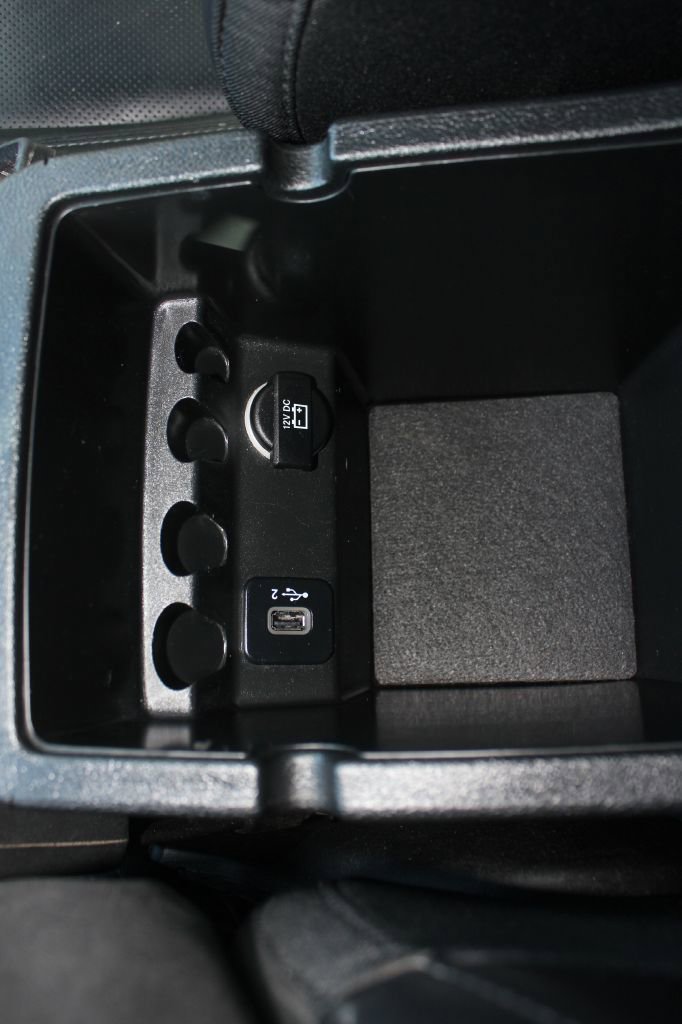 Used 2019 Jeep Cherokee Limited image 23