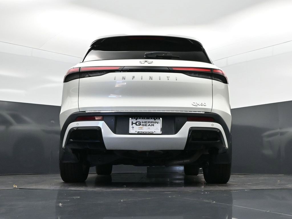 Certified 2023 INFINITI QX60 Luxe w/ Performance Audio Package image 44