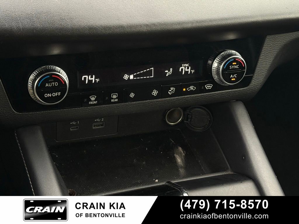 Used 2024 Mitsubishi Outlander ES AWD/4WD image 18