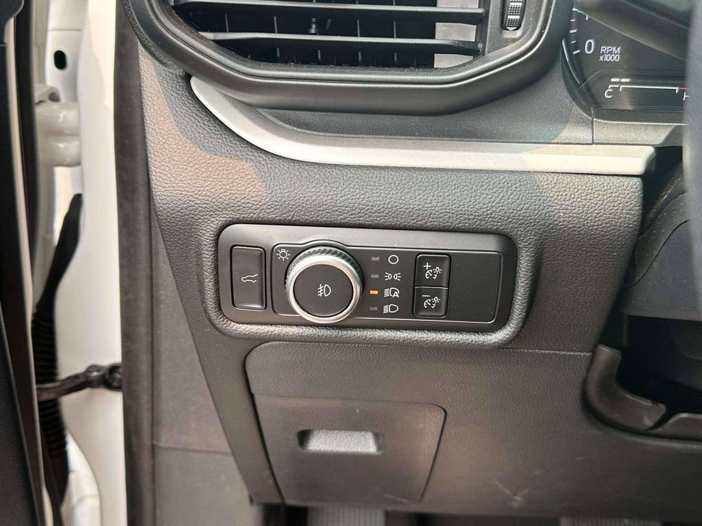 Used 2022 Ford Explorer XLT AWD/4WD image 22
