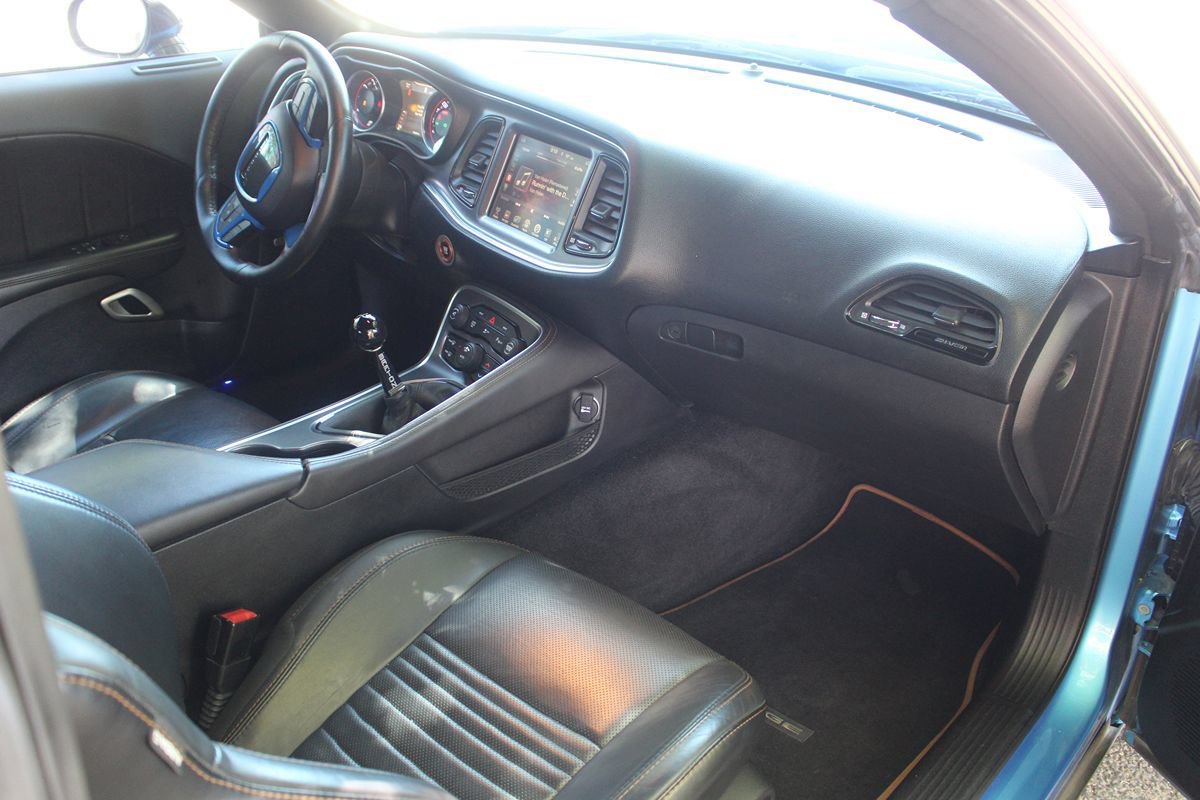 Used 2016 Dodge Challenger R/T Scat Pack RWD image 14