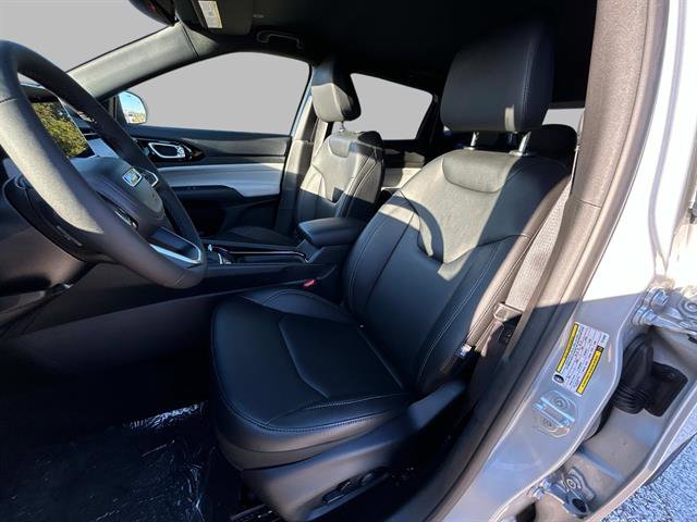 New 2026 Jeep Compass Limited image 9