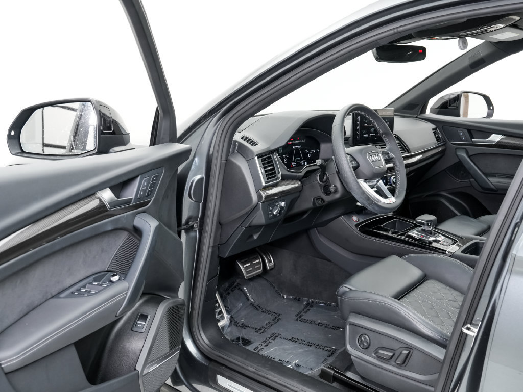 Used 2024 Audi SQ5 Prestige AWD/4WD image 7