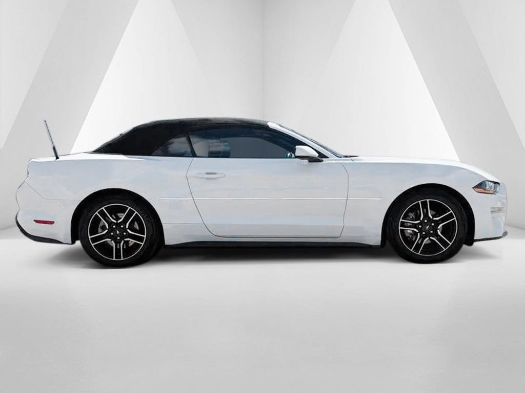 Used 2022 Ford Mustang Premium image 8