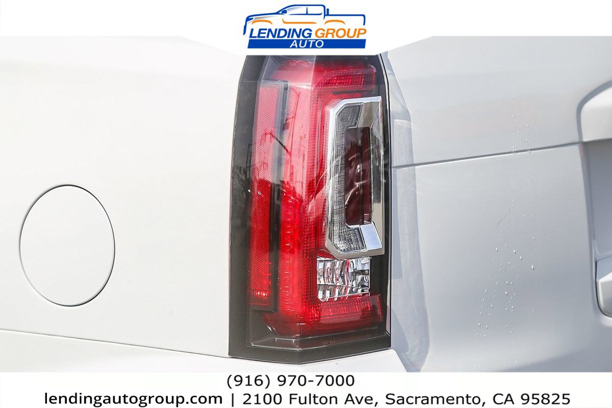 Used 2017 GMC Yukon SLT image 8