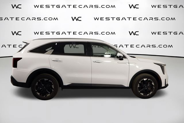 Used 2024 Kia Sorento S image 39