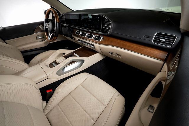 Used 2022 Mercedes-Benz GLS 450 4MATIC image 49