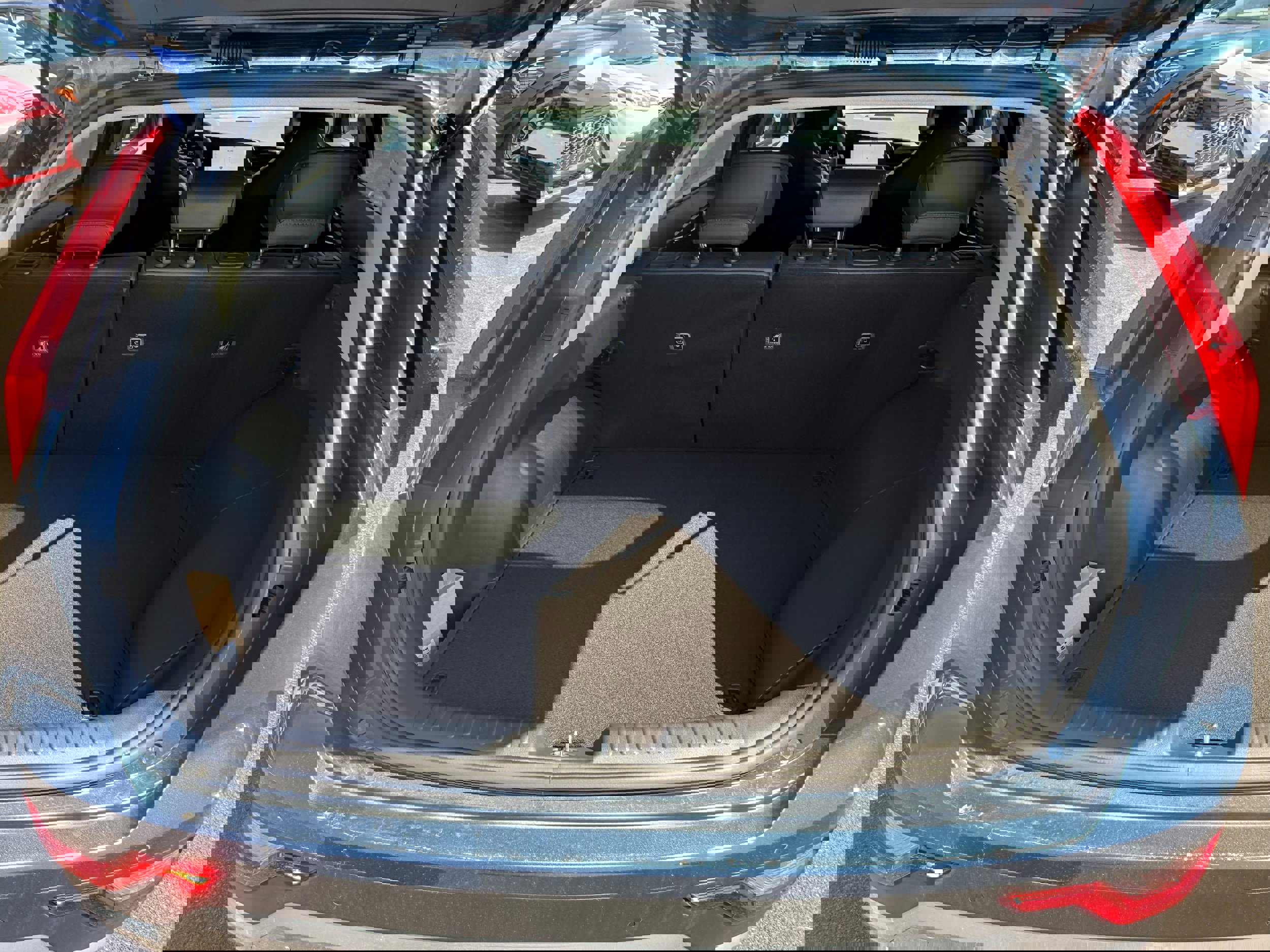 New 2025 Kia Niro EX w/ EX Cold Weather Package image 9