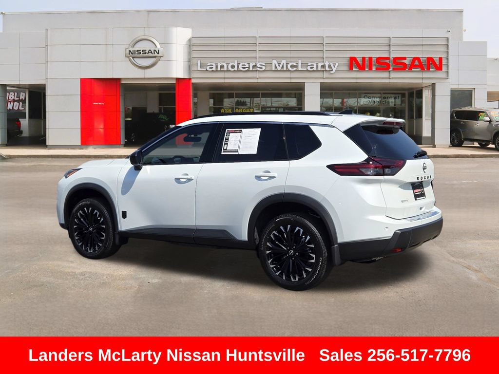 Used 2026 Nissan Rogue Dark Armor FWD image 6